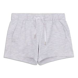 Lululemon Shorts On The Fly Wee Stripe Are From Space Nimbus Battleship Sz 6 EUC